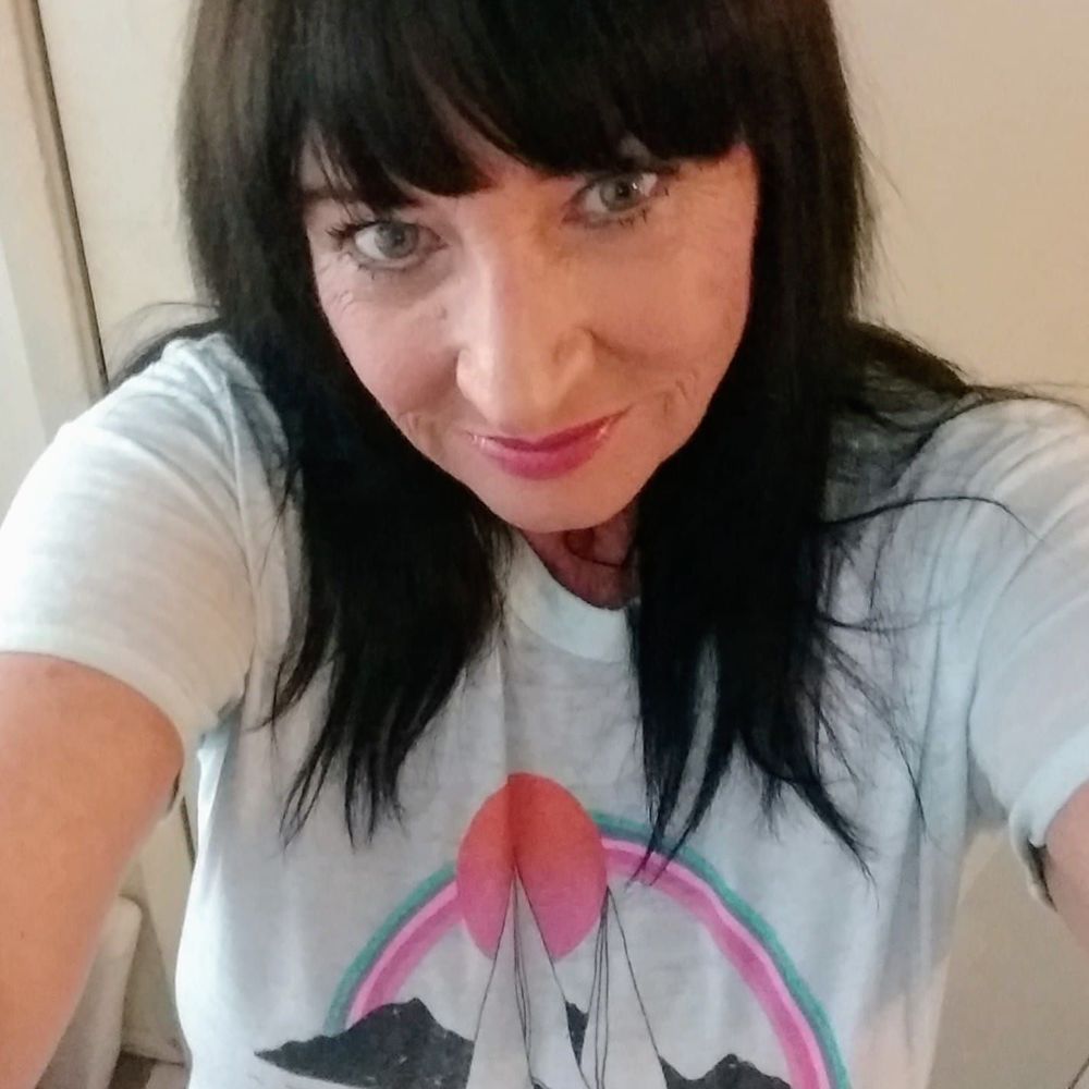 Meet your Posher, Sally